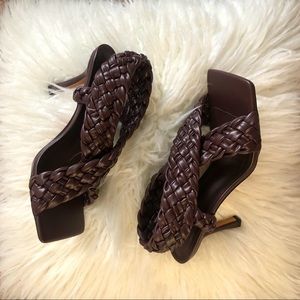 🚫SOLD🚫 NIB Woven Cross Strap Heeled Sandals
